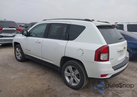 2016 Jeep Compass Sport из США, поврежденный, VIN 1C4NJCBA1GD702969